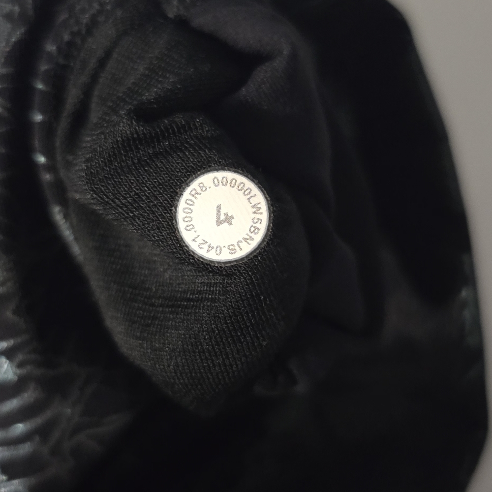 Lululemon Wunder Under HR in Florish Black Iridescent Foil 28" - Picture 9 of 12